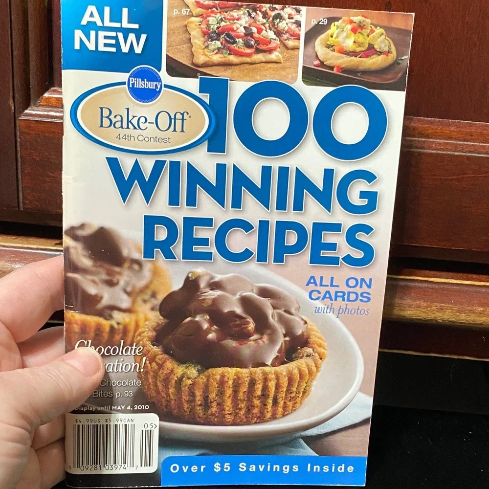 Pillsbury magazine cookbooks set of four Recipe Book Collection